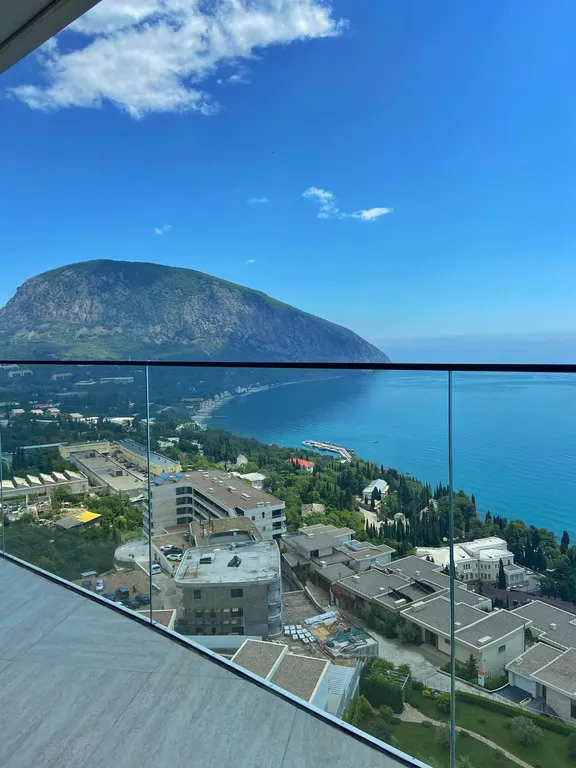 Апартамент в элитном ЖК с прямым панорамным видом на море и бассейном