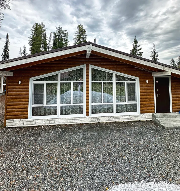 Коттедж Гостевой двор "Дом в кедрах" — аренда посуточно в Шерегеш