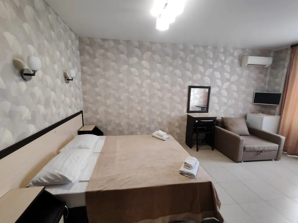 Квартира Квартира 3-х местный номер с кухней и балконом — Анапа