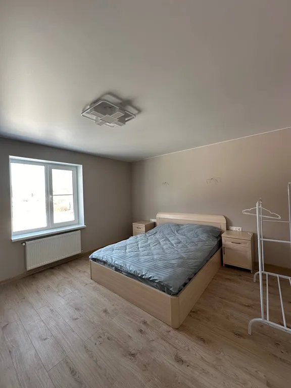 Новый, уютный дом