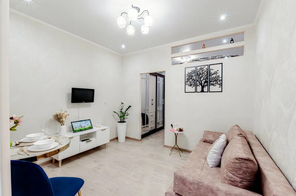 Уютная квартира вблизи метро рядом с центром города