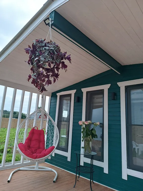 Прекрасный маленький уютный домик