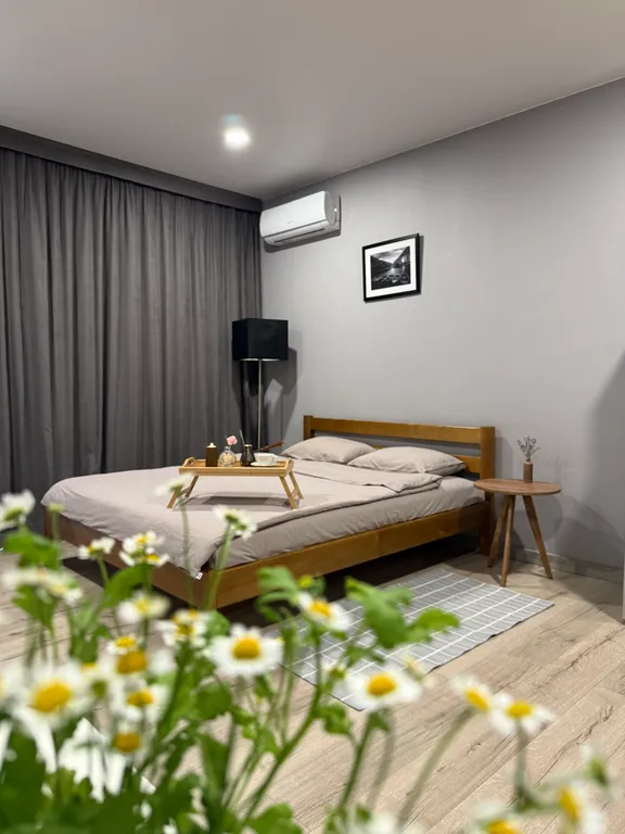 Квартира Стильная видовая студия в центре города — аренда посуточно в Батайск