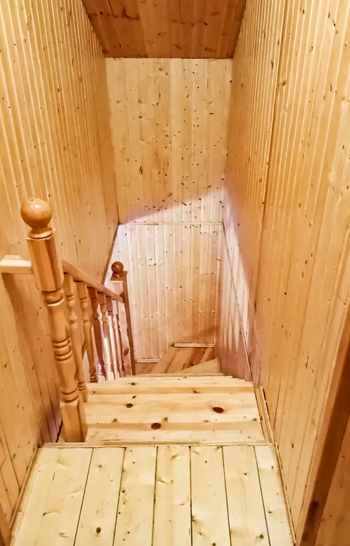 Остров Аннушки - уютные домики у реки