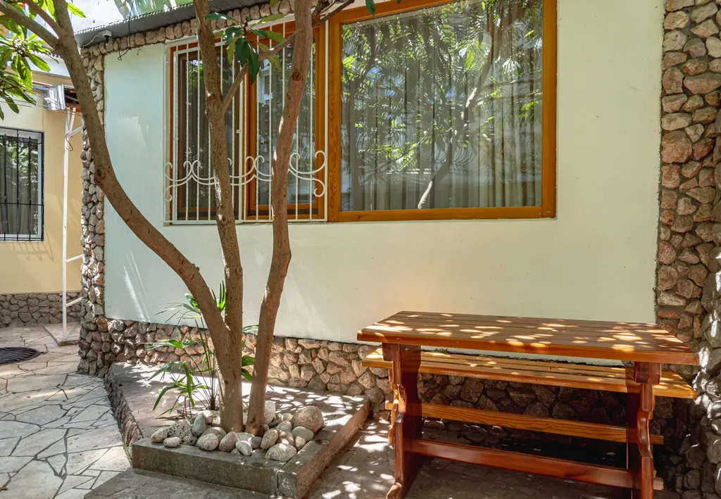 Семейный номер в уютном доме в центре города