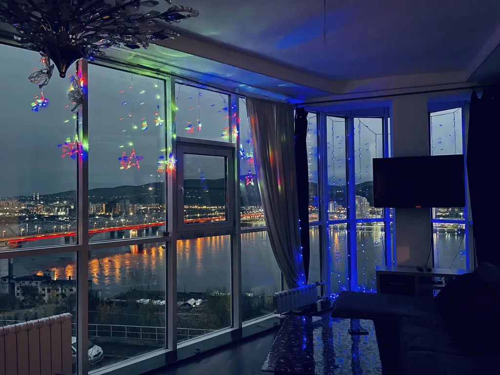 Апартаменты с шикарным панорамным видом на Енисей