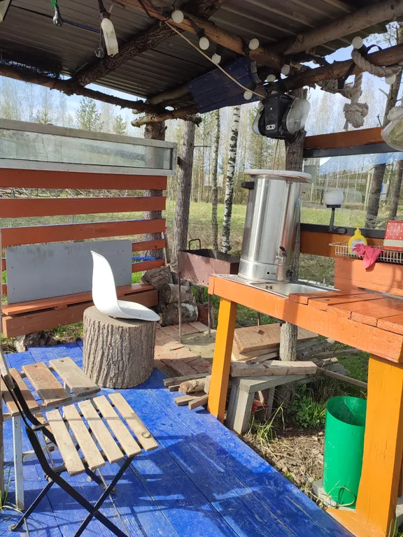 Дом с баней в лесу возле храма и озера