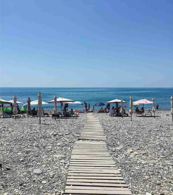 Коттедж Коттедж Семейный отдых на море — Прасковеевка