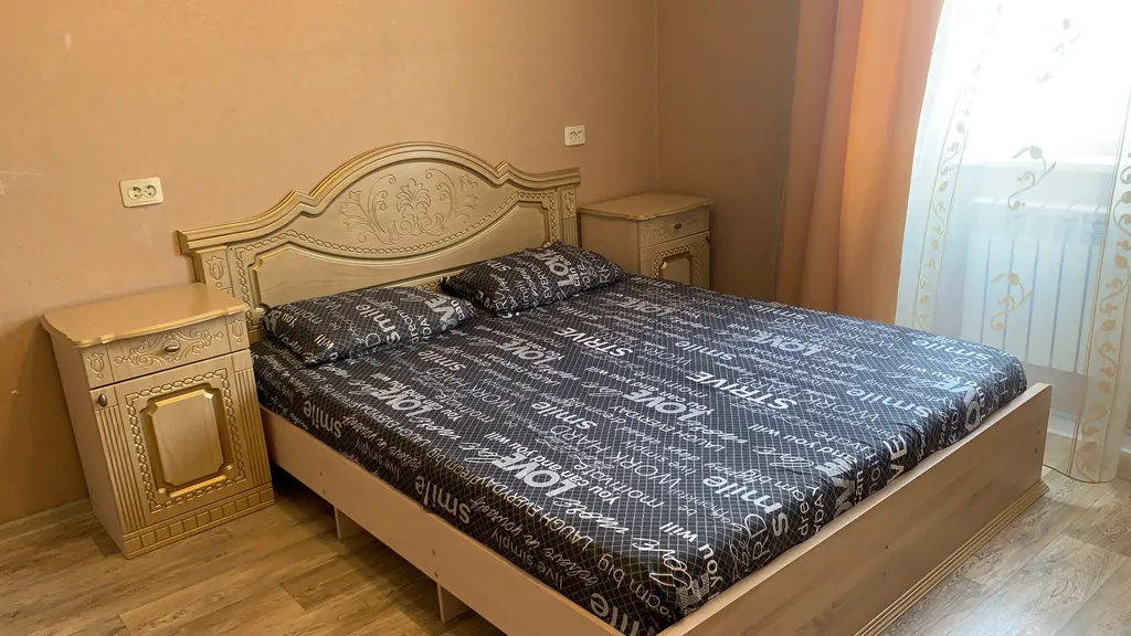 Квартира с отличной транспортной развязкой у дома — аренда посуточно в Астрахань