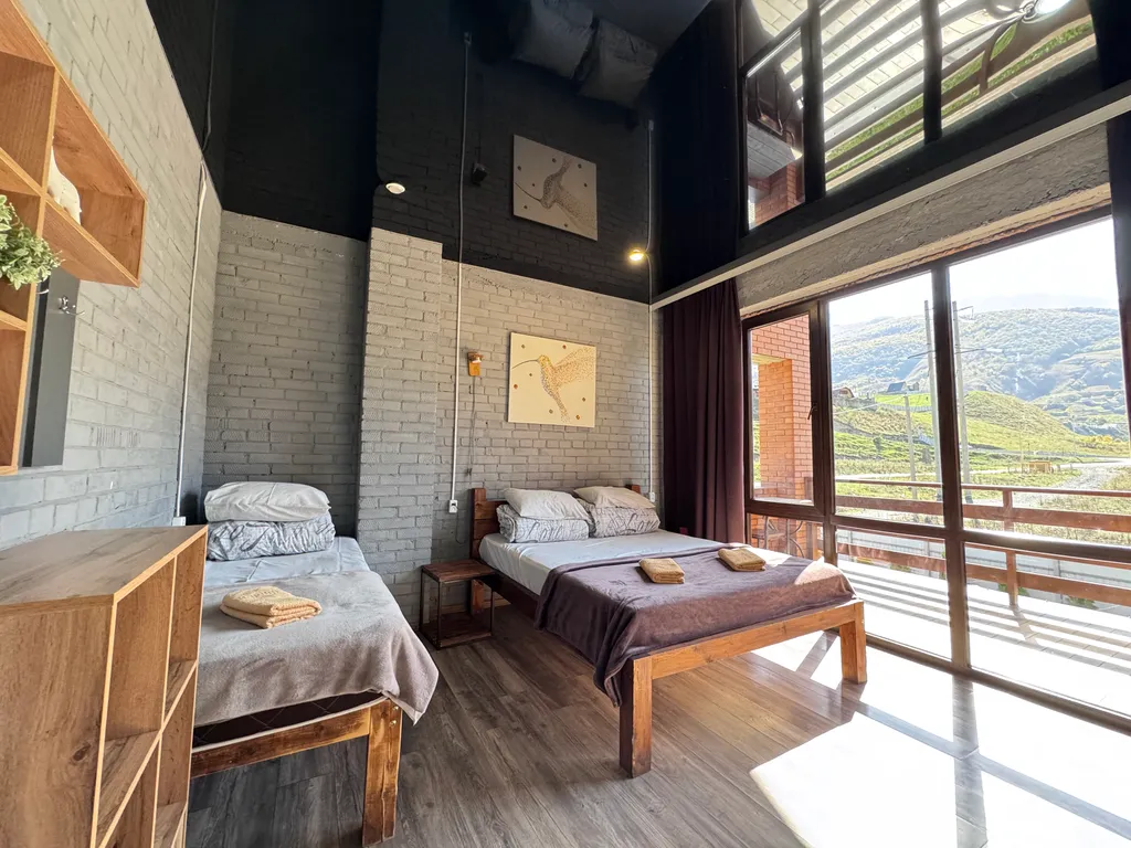 Уютный дом с видом на горы и тёплым бассейм fiagdonrelax