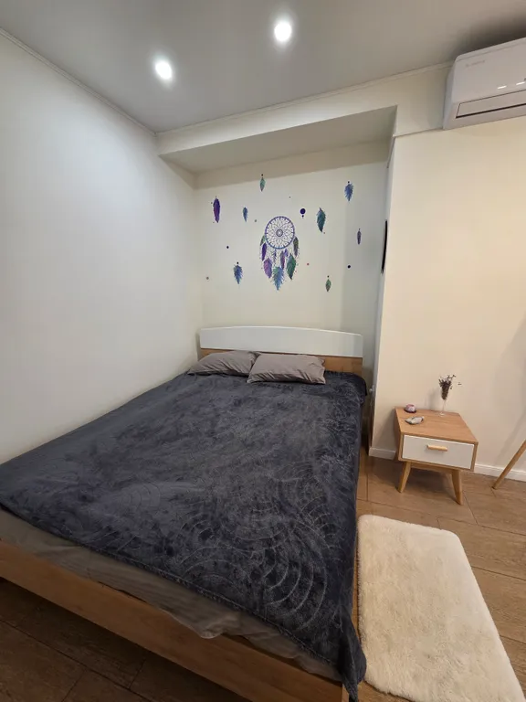 Современная 3-комнатная квартира в центре с дизайнерским ремонтом