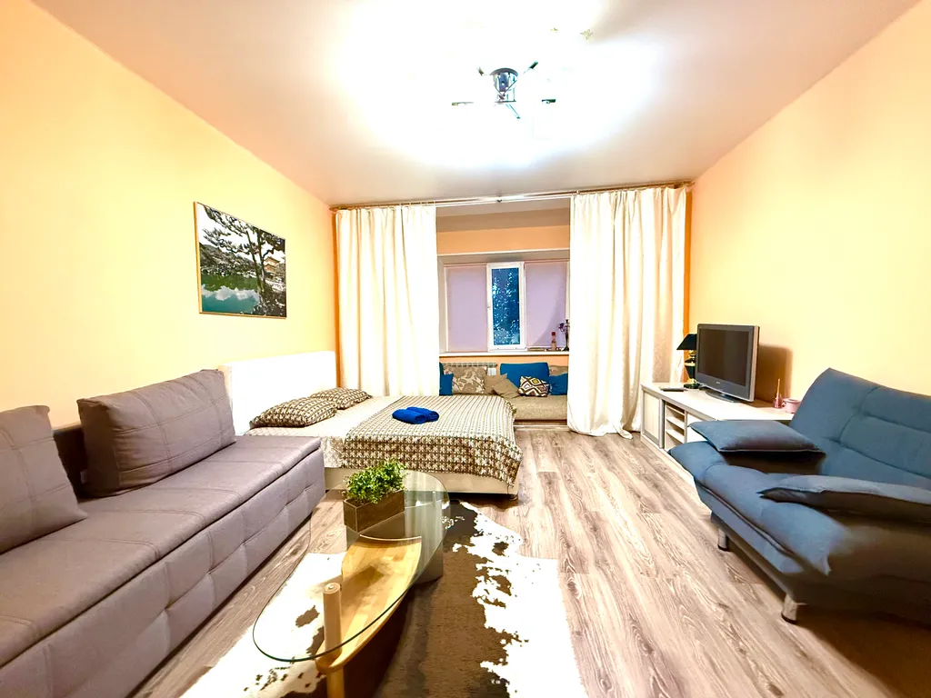 Квартира Центральный район — аренда посуточно в Сургут