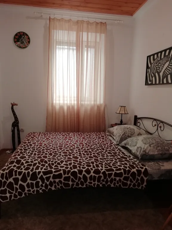 2-комнатная Квартира — аренда посуточно в Алушта