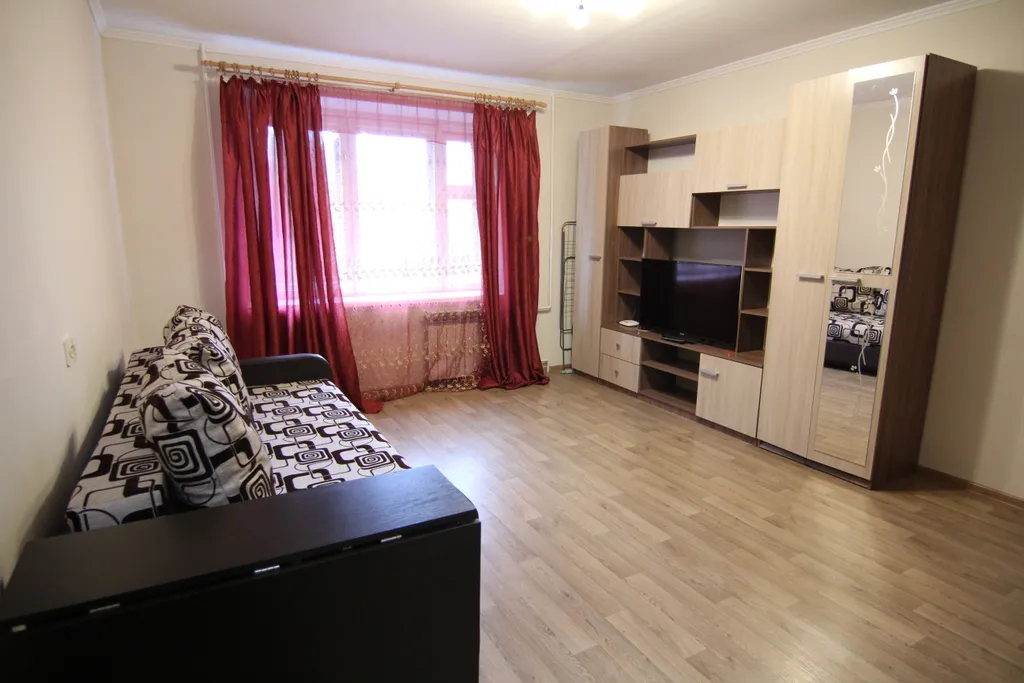 Однокомнатная квартира полулюкс рядом с центром города