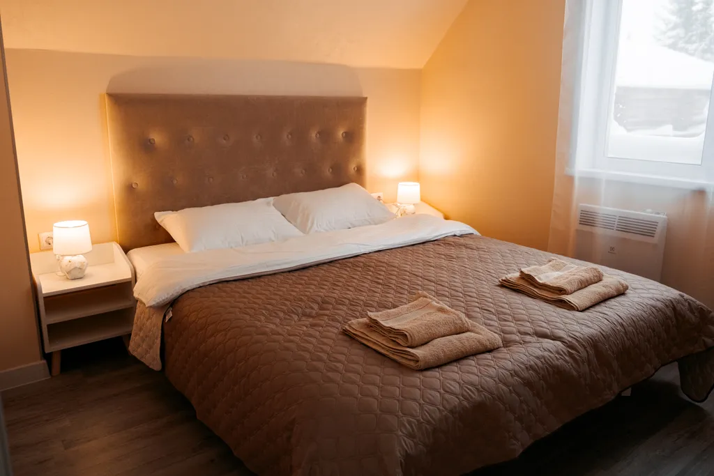 Уютный дом у склонов