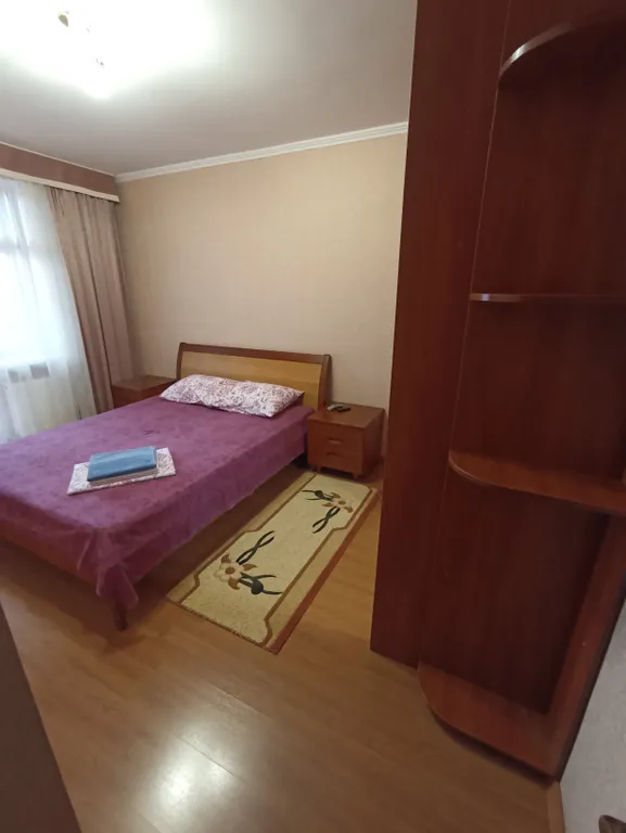 Квартира 2-комнaтная квaртира в центpе Cимферополя (пaрк Tренeвa) — аренда посуточно в Симферополь