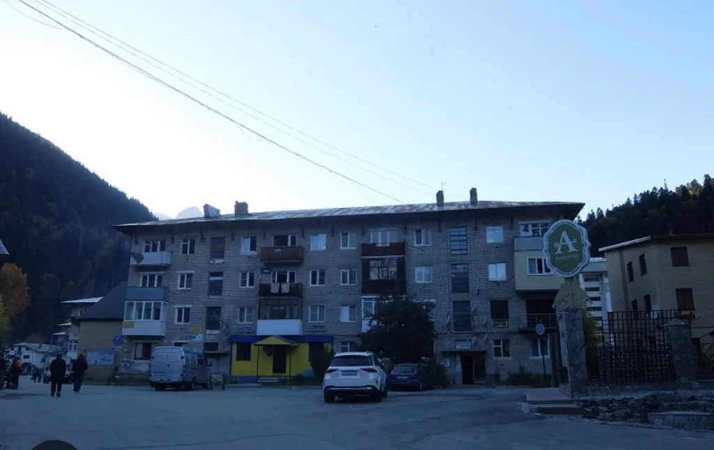 Уютная квартира в сердце Домбая