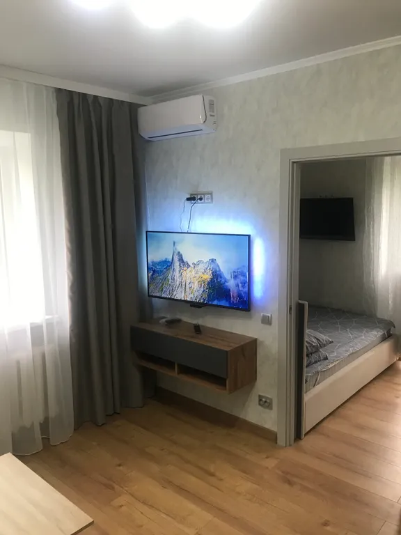 Уютная квартира в курортной части города с видом на лес