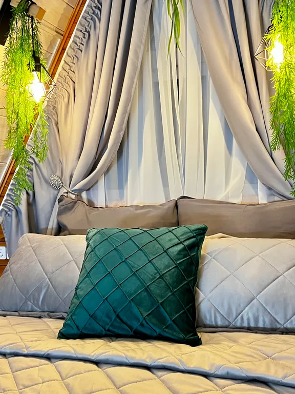 Отдых у реки в Малая роща