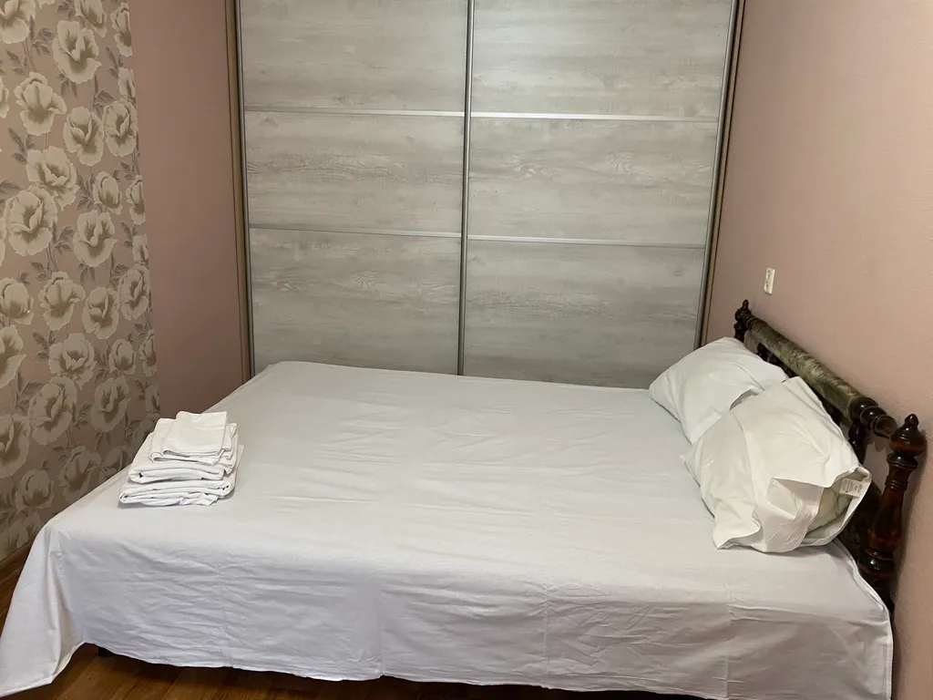 Квартира Уютная двухкомнатная квартира — Красноярск