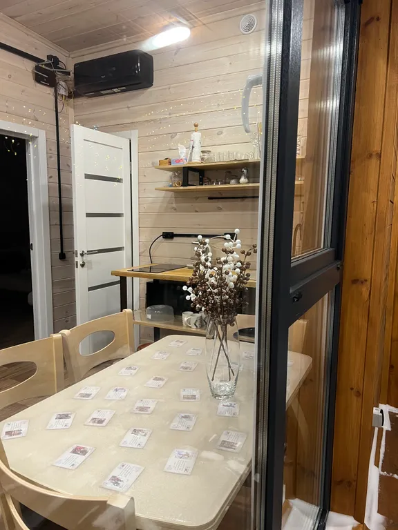 Дом с баней в липах