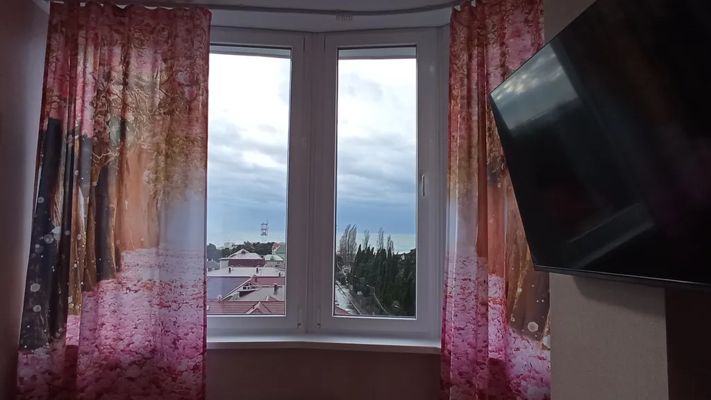 Сакура - 1 комнатная квартира с панорамным видом на море и горы