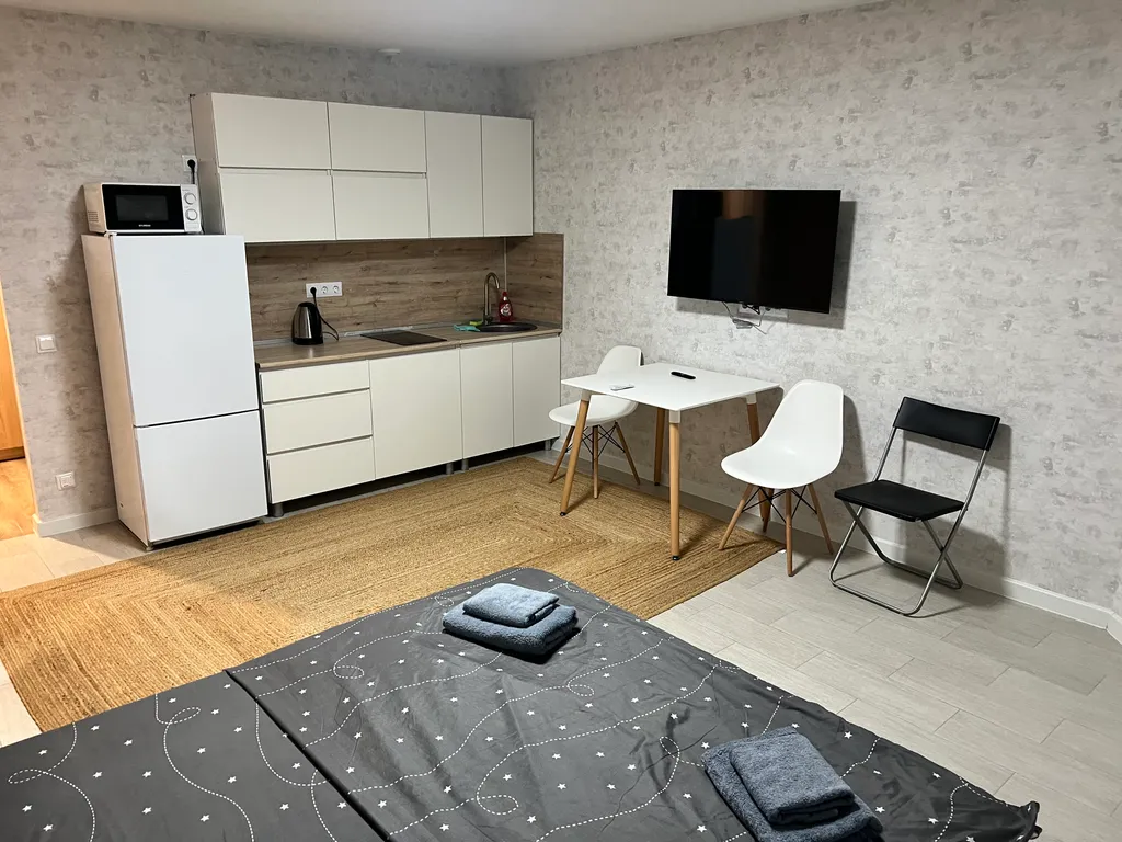 Уютная студия в микрорайоне Губернский