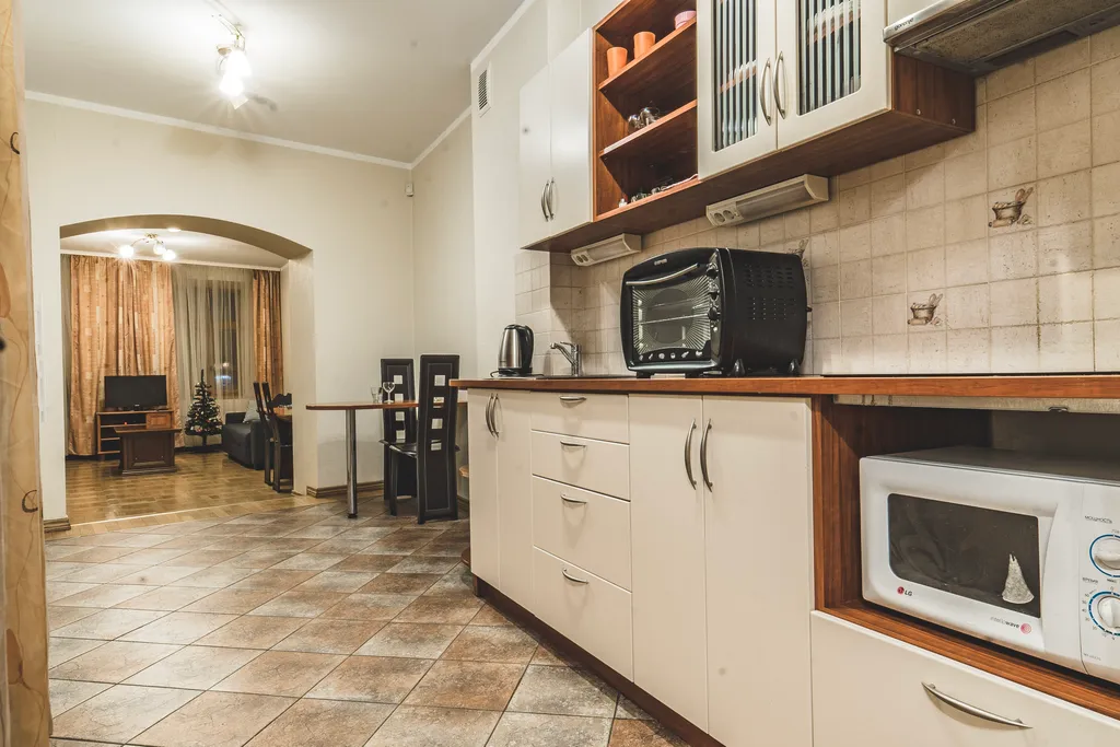 Большая 3-ех комнатная квартира в Старой Риге, 2 этаж без лифта