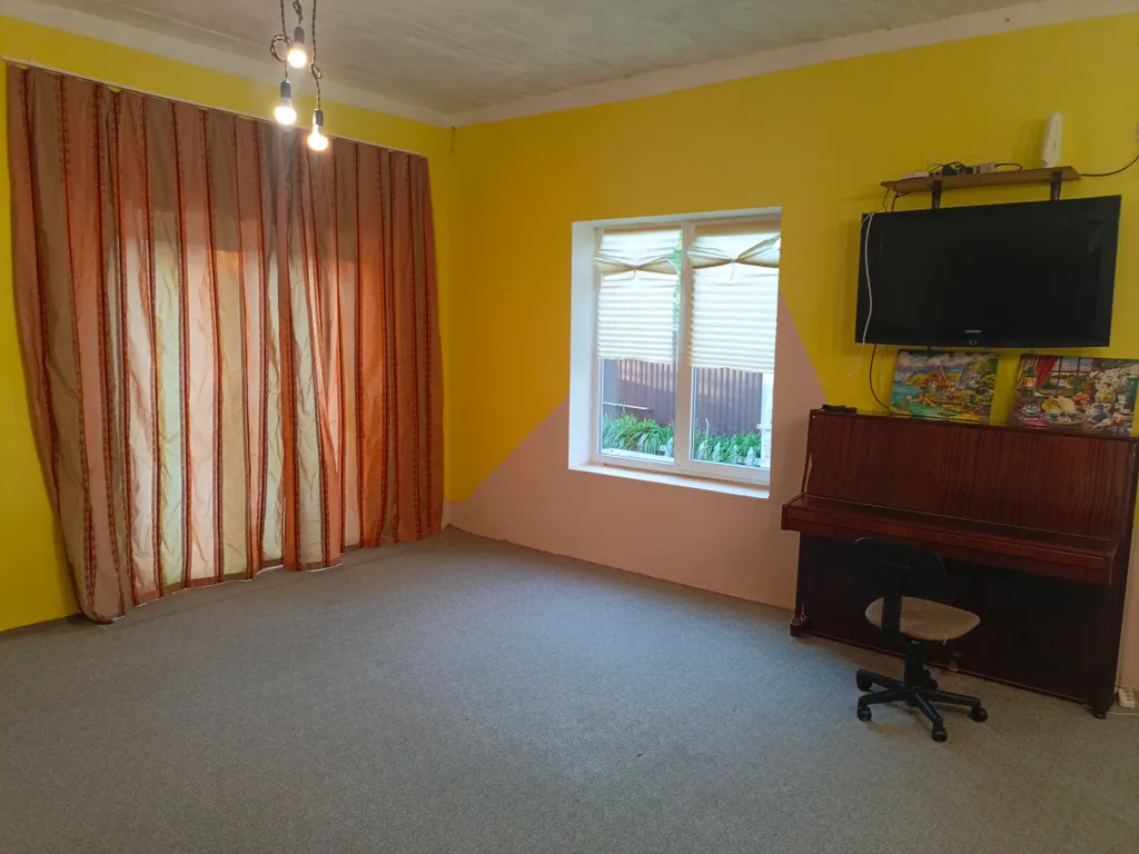 Коттедж Большой дом с бассейном, просторным залом беседкой и детским домиком — аренда посуточно в Астрахань