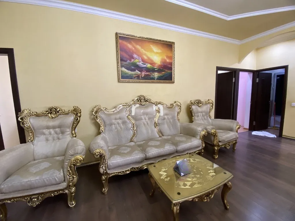 Large 5 bedroom luxury villa