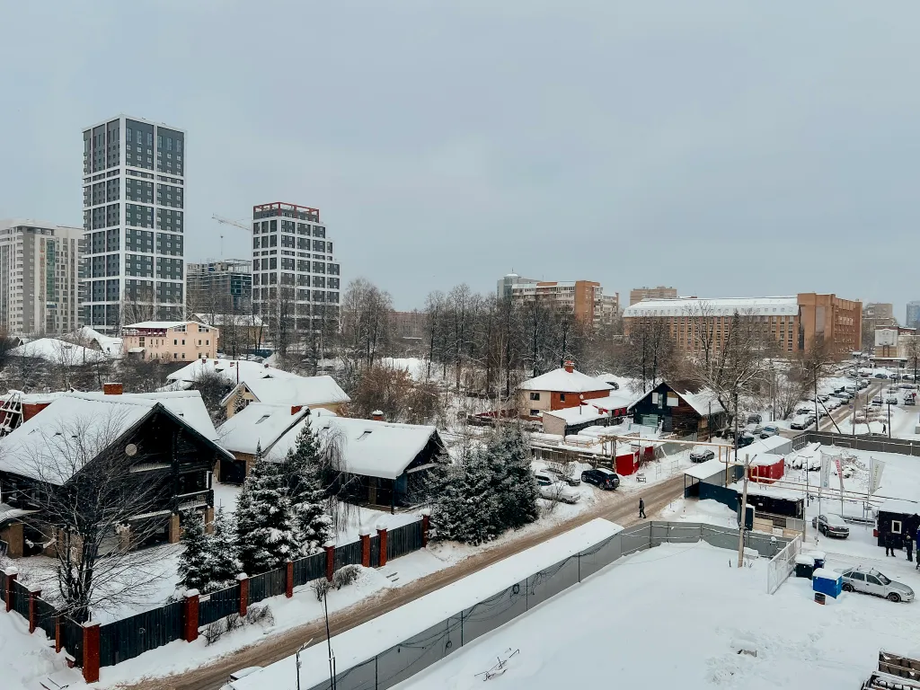 Великолепная студия, совмещенная с лоджией, для двоих гостей