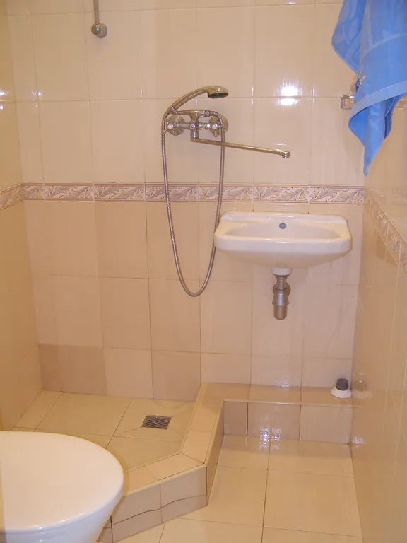 Коттедж Часть дома в парковой зоне города — Ялта