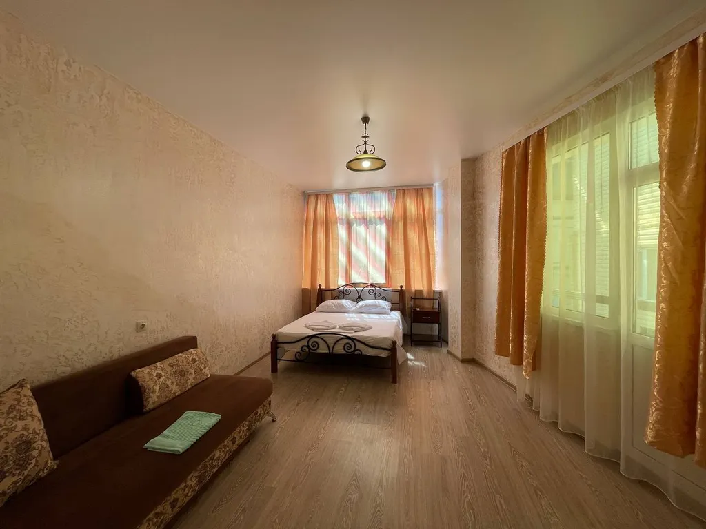 Квартира Комната — аренда посуточно в Лоо