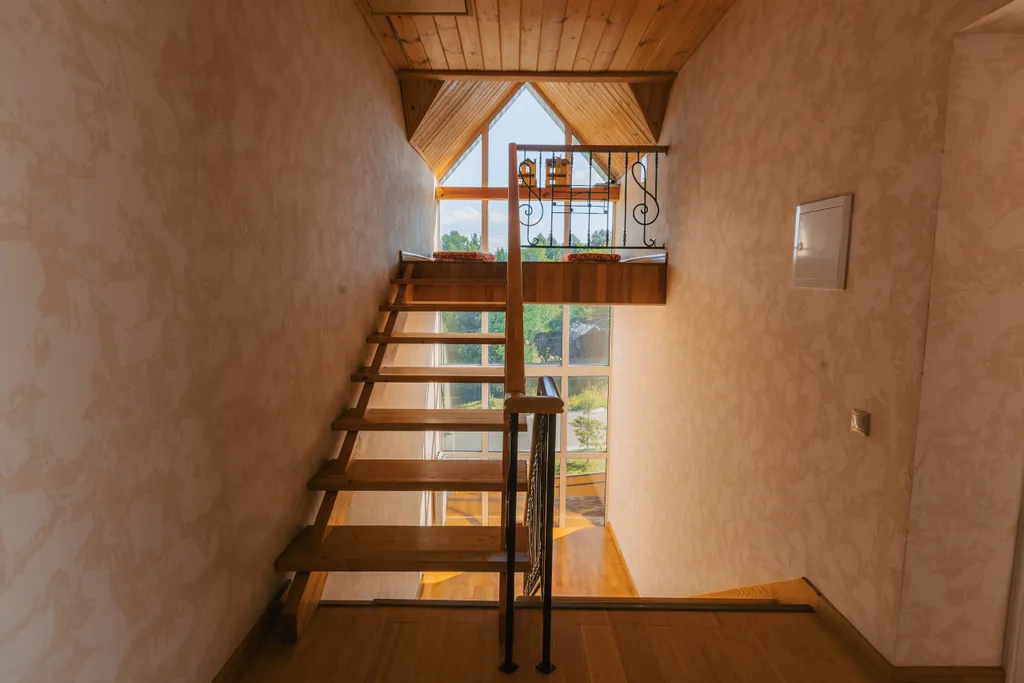 Современный дом в тихом месте