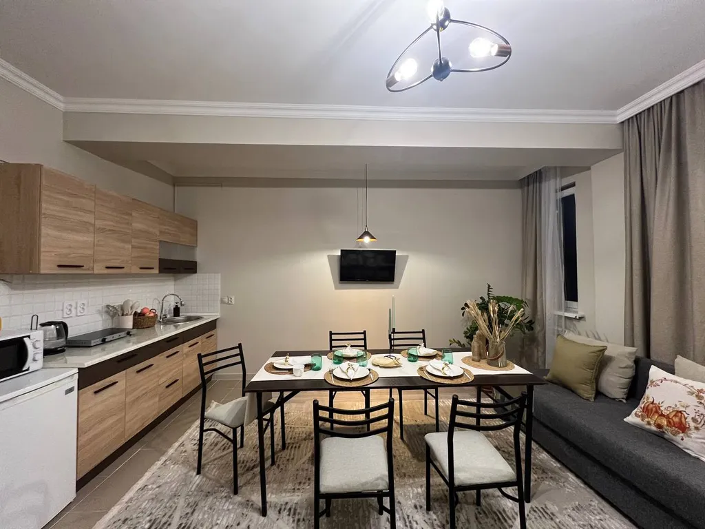 Просторный двухкомнатный апартамент Терракота