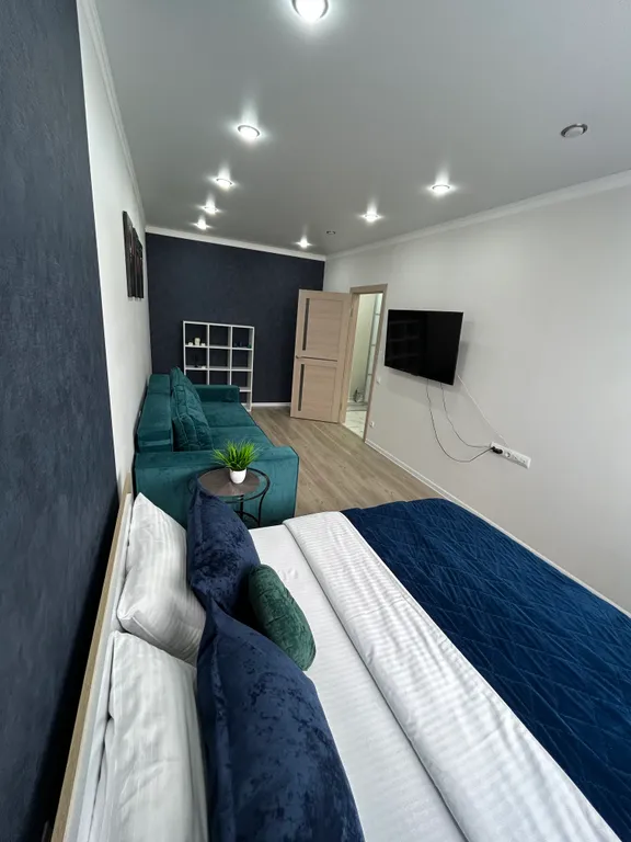 Современная, уютная квартира со своей закрытой парковкой во дворе