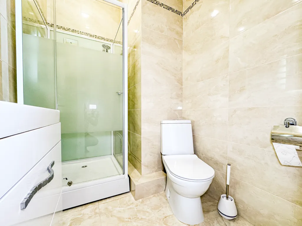 Евротрешка ЖК Регата на набережной с видом на море и горы