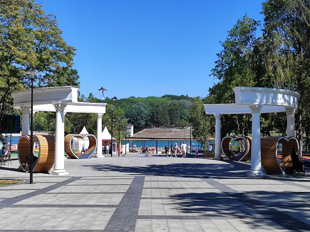 Коттедж Уютный домик напротив Комсомольского парка и Старого озера — Кисловодск