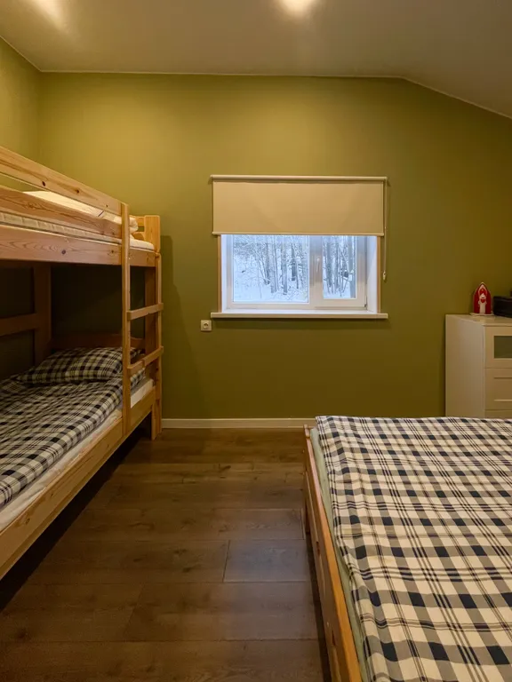 Уютный дом с видом на озеро