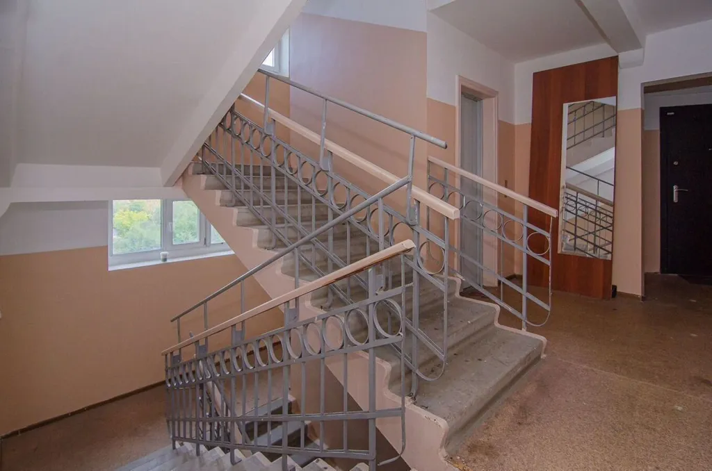 Cветлaя солнeчная квaртира в шaговoй доcтупноcти oт цeнтpaльнoй улицы