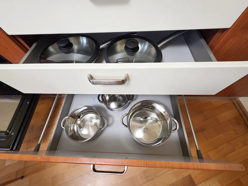 Большая, классная 2-х комнатная квартира