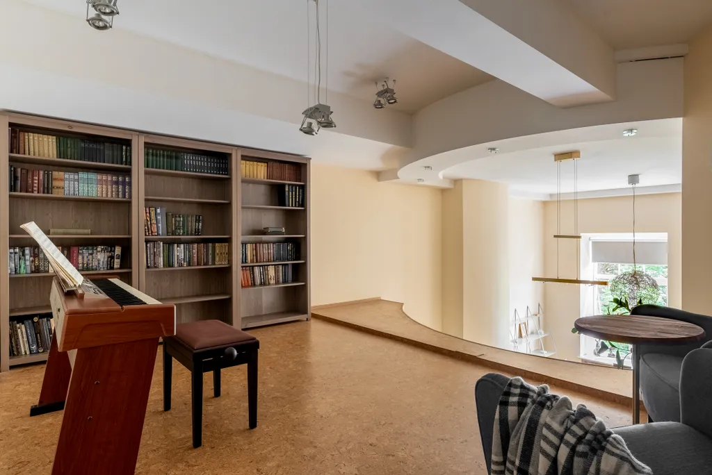 Двухэтажная квартира в центре города