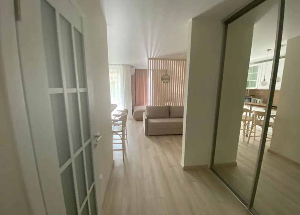 Квартира у моря с бассейном