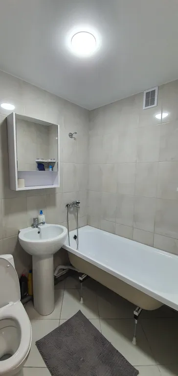 Уютная квартира в центре города, горячие источники в 10 минутах