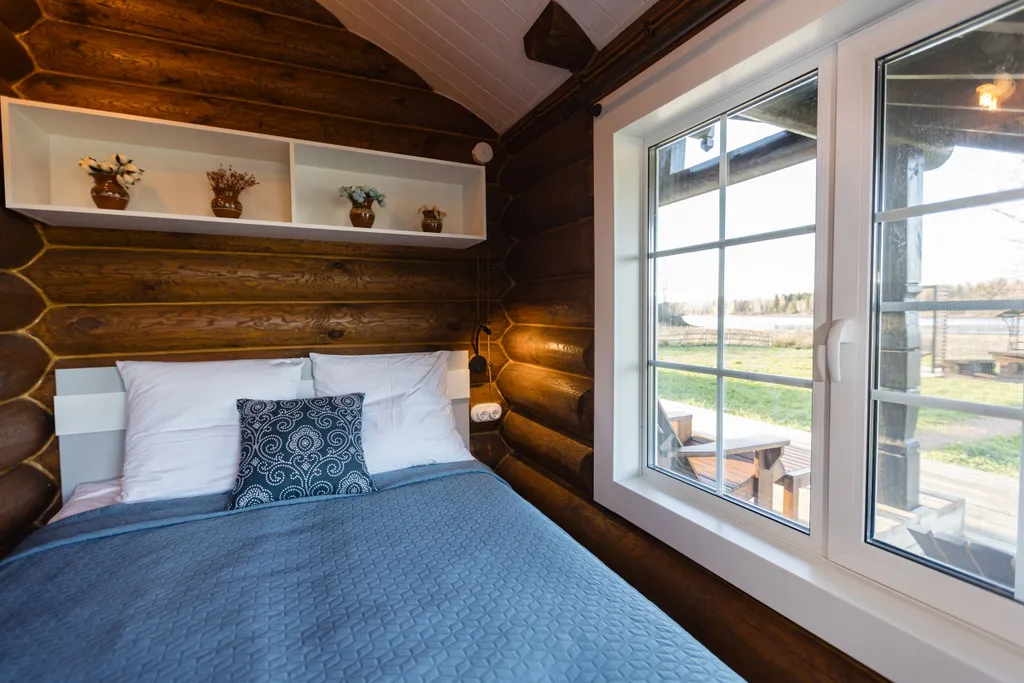 Коттедж Дом Теремок на берегу реки Свирь — Лодейное Поле