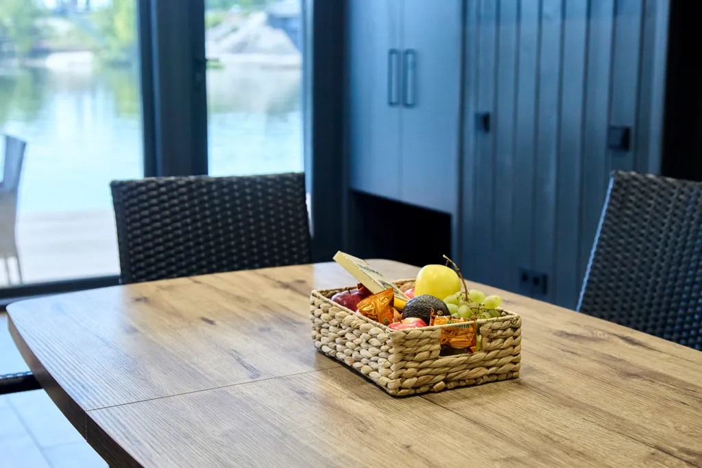 Дом Чайка нa pеке Саpатoвка