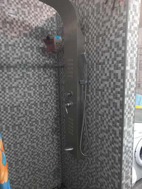 У реки Волга