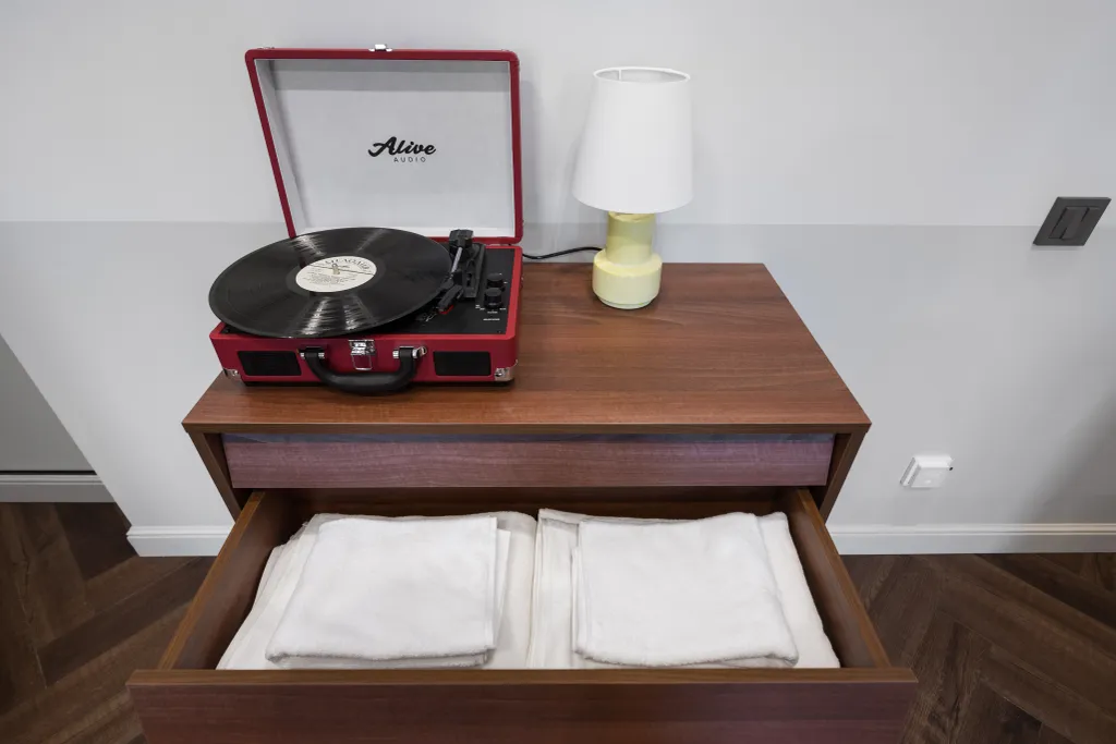 Новая студия NewHorizon ArtVinil с авторским дизайном в новом ЖК
