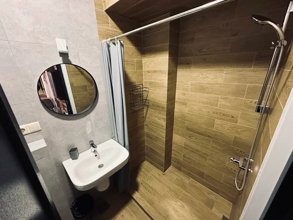 Квартира в центре Тбилиси на 2-6 гостей с 2 спальнями и балконом