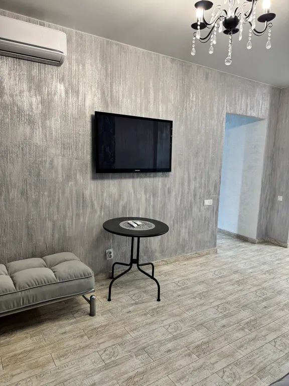 Омск Кировский у ТЦ Мега